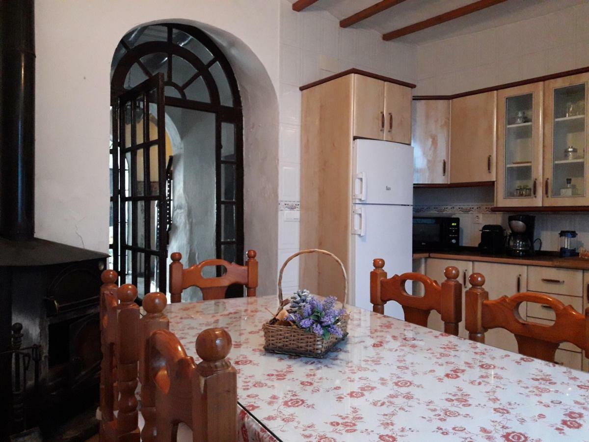 Casa De La Abuela Pepi Guest House Aracena Bagian luar foto